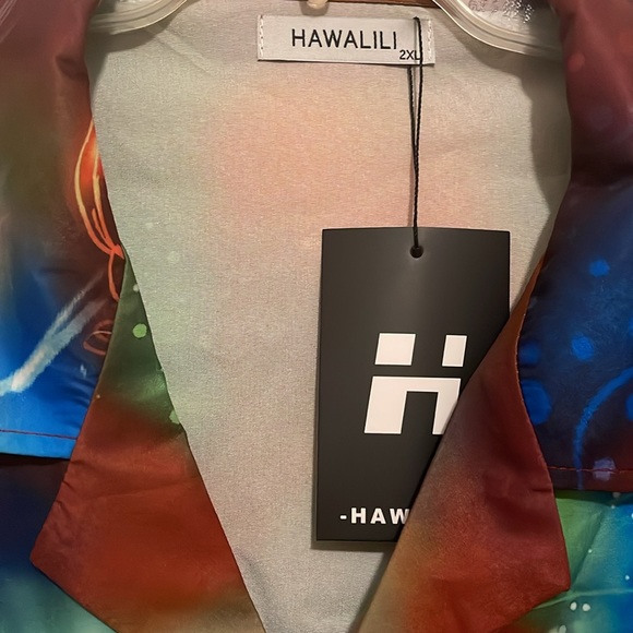 NWT Hawalili short sleeve button down colorful Christmas/Holiday shirt, size 2XL - Picture 2 of 14
